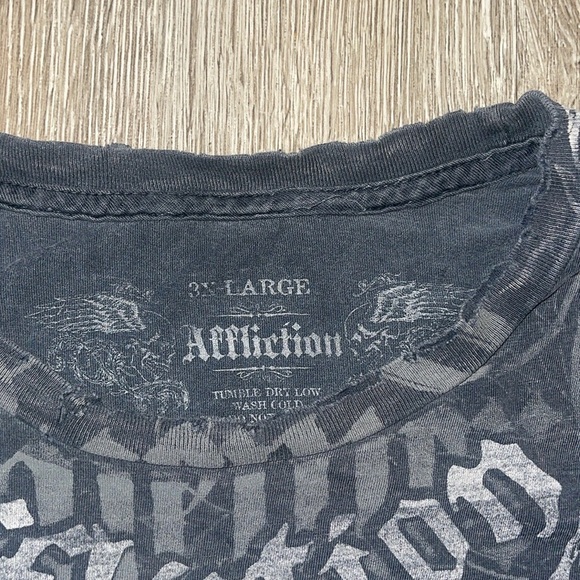 Affliction vintage distressed Men's Dark Gray Winged Graphic Tee size 3xl - Picture 3 of 7